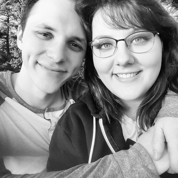 Meet your Posh Ambassador, Alexis - Picture 10 of 11